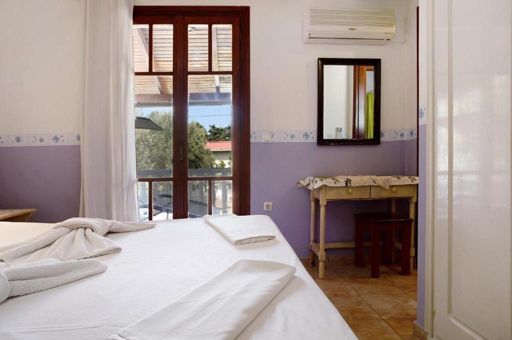 Areti Orfeas Studios Ανω Βασιλικος Εξωτερικό φωτογραφία