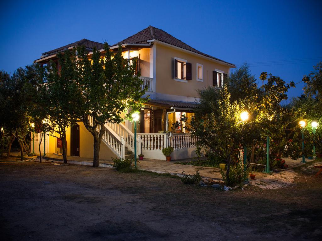 Areti Orfeas Studios Ανω Βασιλικος Εξωτερικό φωτογραφία